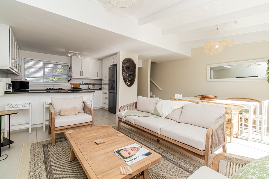 4 Bedroom Property for Sale in Upper Main Street Western Cape